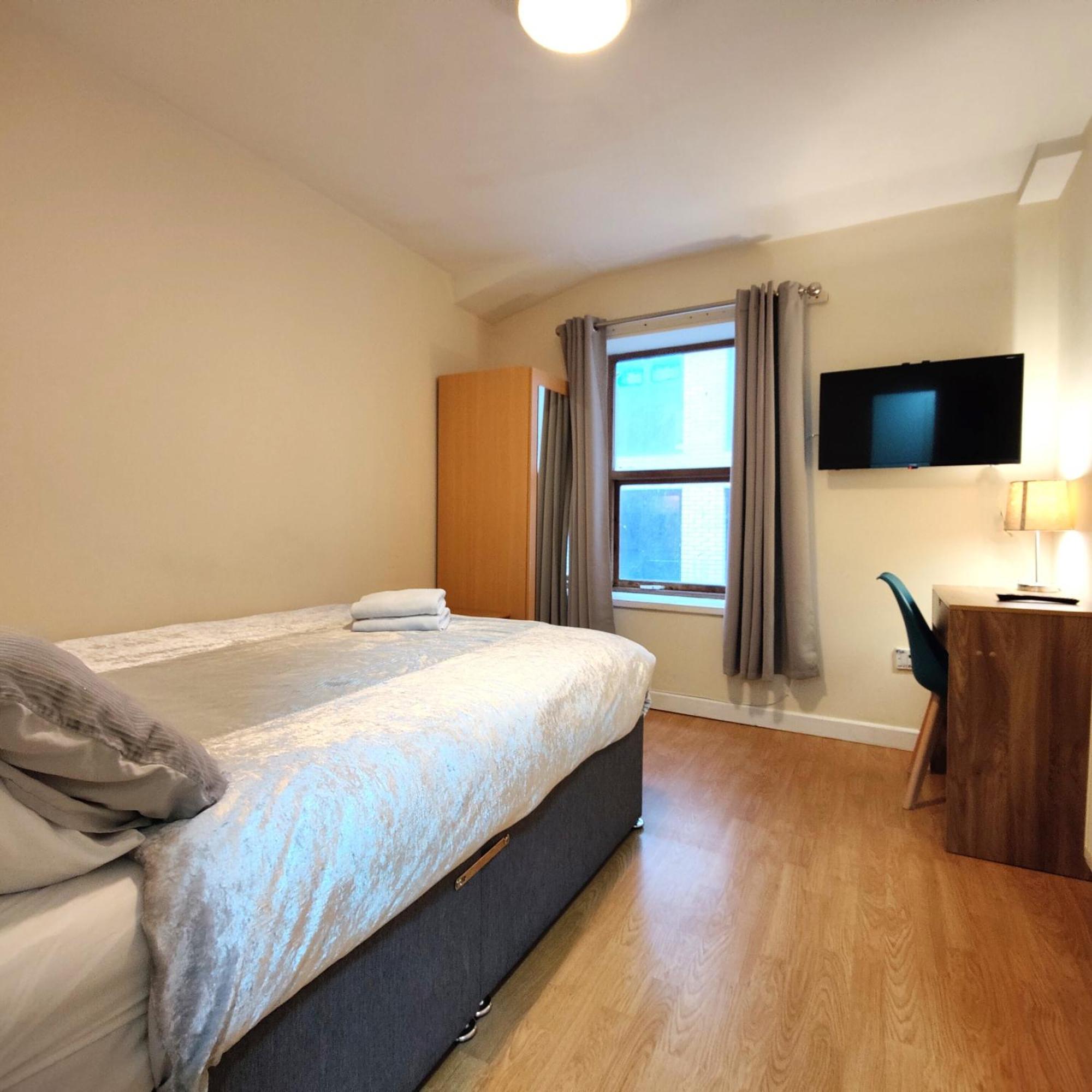 Liverpool City Centre Private Rooms Including Smart Tvs - With Shared Bathroom Quarto foto